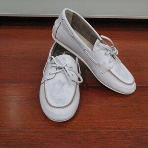 Steve Madden SAG SAG01S1 Distressed White Loafers
